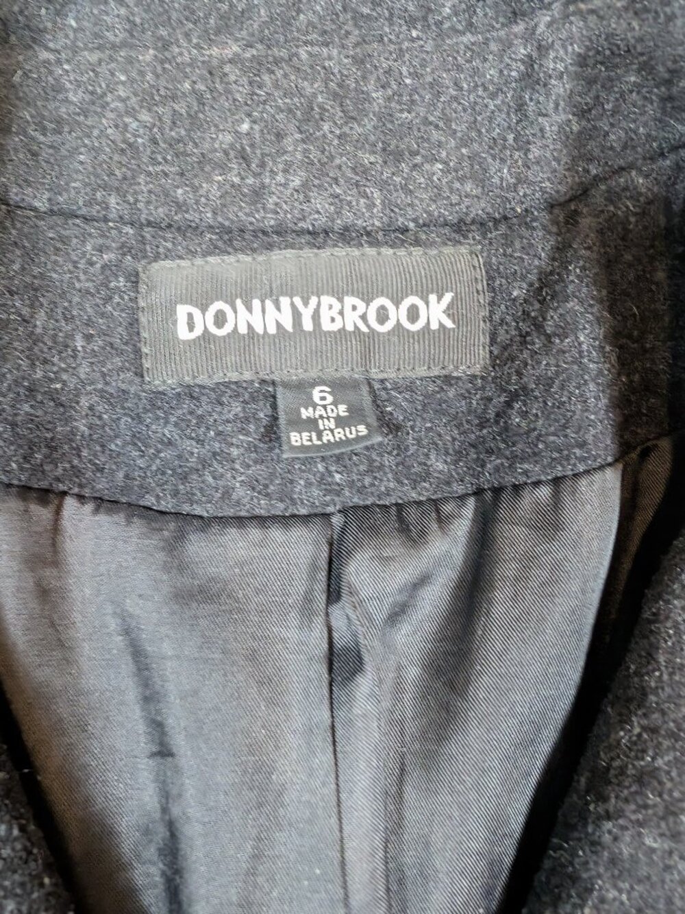 Donnybrook 100% Wool Charcoal Gray Long Tailored Coat Size 6 - Picture 6 of 6
